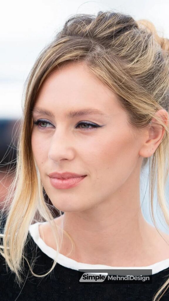 Dylan Penn Measurements, Wikipedia, Ethnicity, Wiki, Height, Husband, Mother, Parents, Instagram
